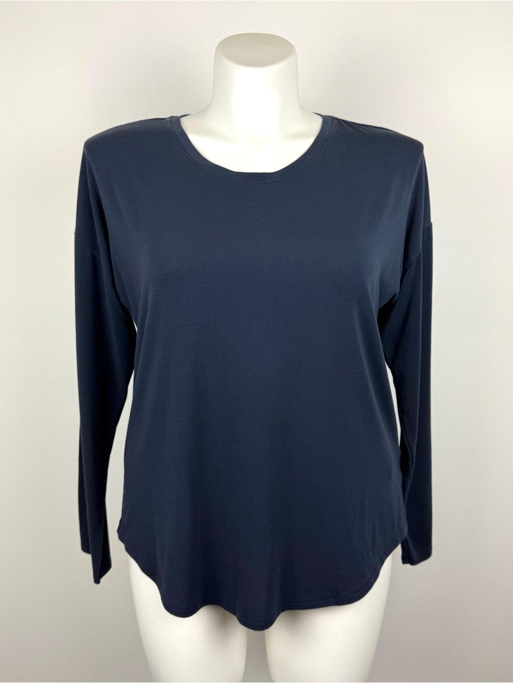 Athleta Move With Ease Top Navy Blue Long Sleeve L
